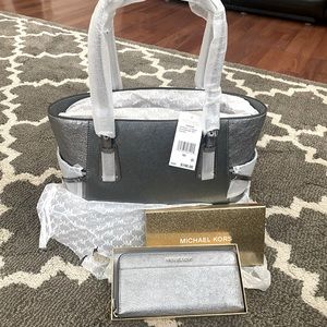 Limited Edition! Silver edition